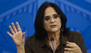 Ministra da Mulher, Família e Direitos Humanos, Damares Alves