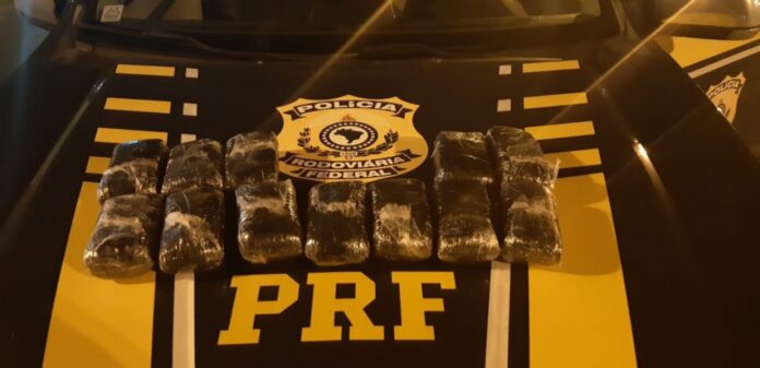 De acordo com informações da Polícia Rodoviária Federal, o haxixe é um derivado da cannabis