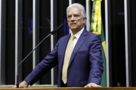 O deputado Rubens Bueno (Cidadania-PR) é o autor da proposta