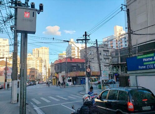 Radar que desencadeou a ação policial é instalado na Rua Governador Pedro de Toledo
