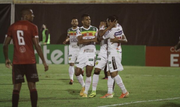 No Estádio Augusto Bauer, o Brusque derrotou o Brasil de Pelotas por 1 a 0 e confirmou a classificação
