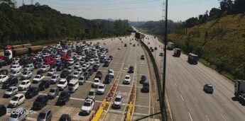 Mais de 100 mil veículos desceram para a Região neste final de semana
