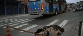 Morador conta que decidiu optar pela bicicleta quando percebeu o tempo que gastava esperando no ponto de ônibus