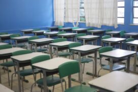 As aulas regulares presenciais foram suspensas em mar&ccedil;o devido &agrave; pandemia da Covid-19