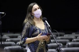 A deputada Fernanda Melchionna (Psol-RS) é a líder do partido