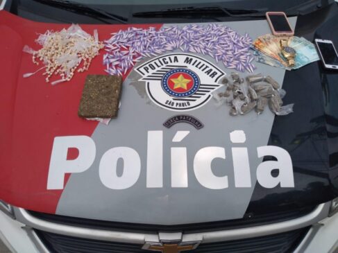 Cocaína, maconha e crack foram localizados com a dupla