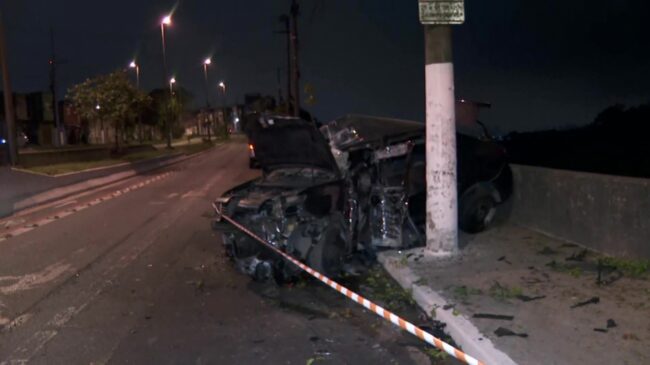 O acidente ocorreu na Avenida Engenheiro Armando de Arruda Pereira