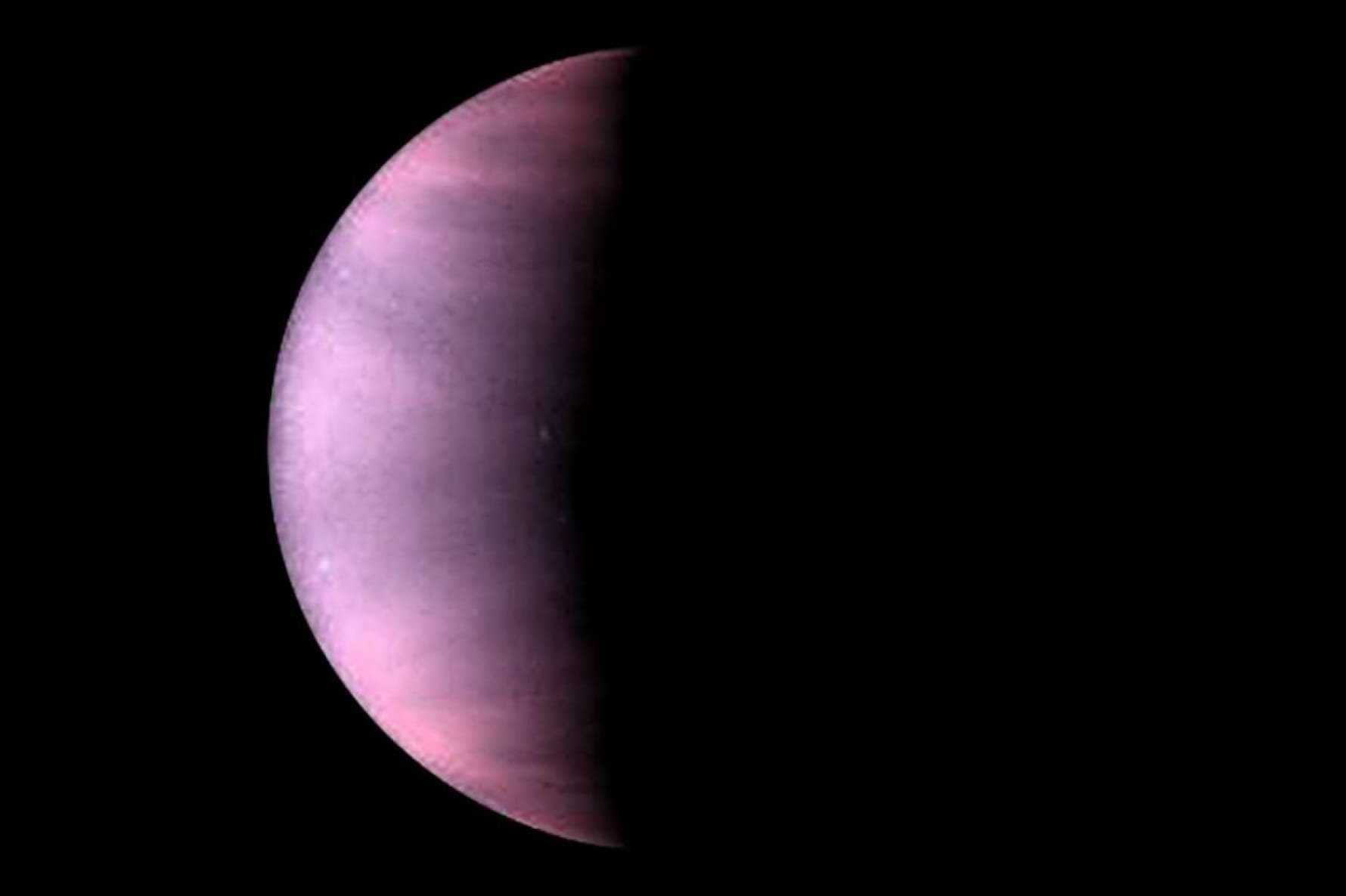 O planeta tem uma atmosfera composta de 96% de dióxido de carbono, pressão de superfície 92 vezes maior que a da Terra e uma temperatura que pode chegar a 462°C