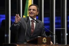 O senador Márcio Bittar, relator do Orçamento de 2021, disse que foi autorizado a incluir a criação de um novo programa no seu relatório