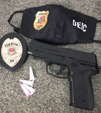 Material apreendido pela polícia