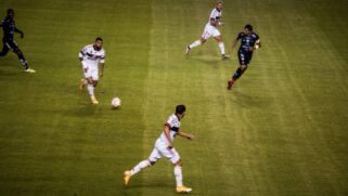 Flamengo permanece com 6 pontos, na segunda posição.