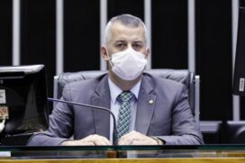 O deputado Evair Vieira de Melo (PP-ES) é o autor do projeto
