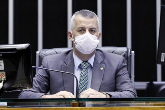 O deputado Evair Vieira de Melo (PP-ES) é o autor do projeto