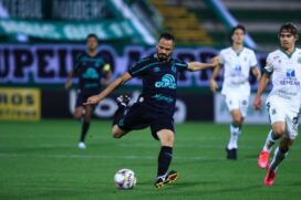 Chapecoense assumiu a terceira posição da Série B