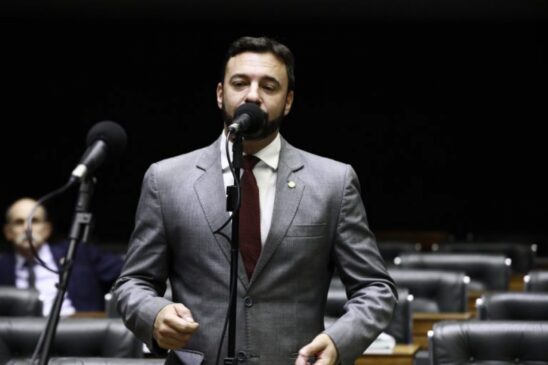 O deputado Daniel Freitas (PSL-SC) é o autor do projeto
