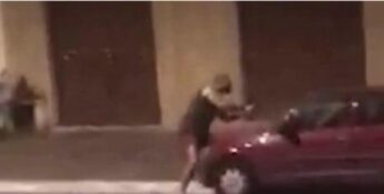 Discussão começou após uma batida de carro
