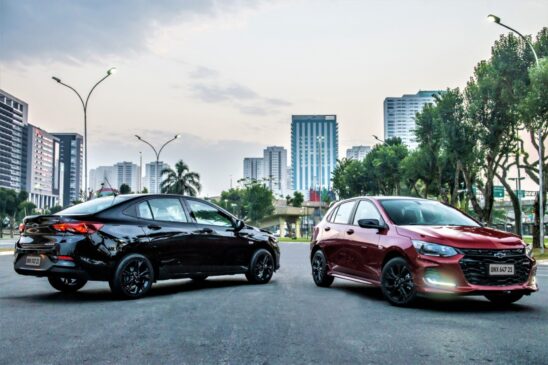 Os Onix RS e Onix Plus Midnight chegam em outubro