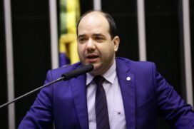 O deputado Gurgel (PSL-RJ) é o autor da proposta