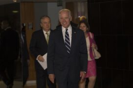 O candidato democrata à presidência dos Estados Unidos, Joe Biden está com 57% das intenções de votos