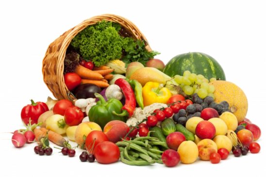 Cestas de frutas e legumes