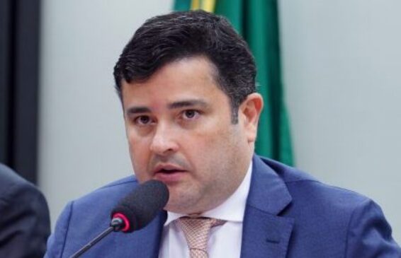 O deputado Eduardo da Fonte (PP-PE) é o autor da proposta