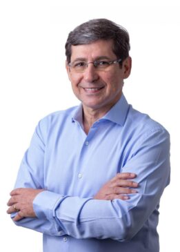 Dr. Cássio Habice Prado (PTB) é o atual prefeito de Porto Feliz e busca nessas eleições a sua reeleição