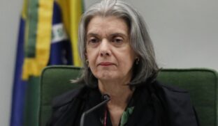 Ministra Cármen Lúcia