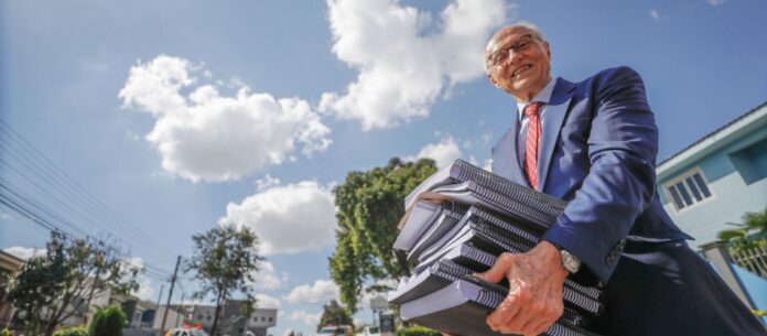 Eduardo Suplicy é deputado em São Paulo pelo PT