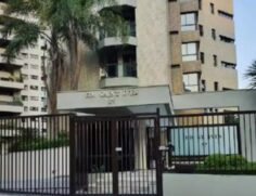 Entre os lotes há casas, apartamentos, terrenos, galpões e áreas rurais
