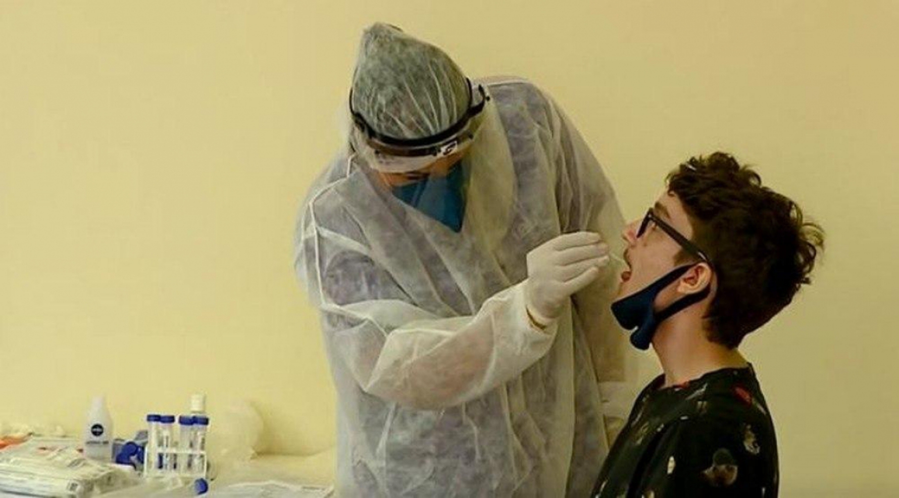 A gest&atilde;o estadual conta com a vacina&ccedil;&atilde;o em escolas para atingir esse p&uacute;blico