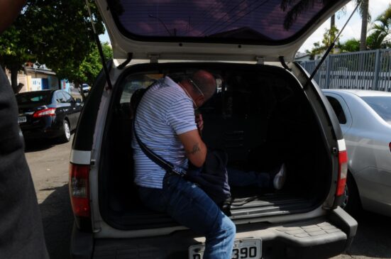 Foram cumpridos dois mandados de prisão e 16 mandados de busca e apreensão; dois foram presos