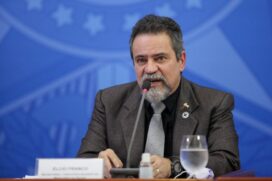 O secretário-Executivo do Ministério da Saúde, Élcio Franco, prestou esclarecimentos nesta quarta