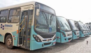 Segundo informações do Sindicato, a empresa tirou os ônibus de circulação alegando falta de combustível