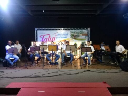 Grupo Combo do B da escola municipal de música ENTITY_quot_ENTITYRomário Antônio BarbosaENTITY_quot_ENTITY de Porto Feliz