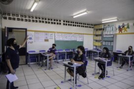 Pais devem observar protocolos para decidir se mandam ou não os filhos para a escola