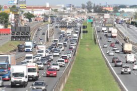 No Sistema Anhanguera-Bandeirantes, passaram 800 mil veículos de 29 de outubro a 2 de novembro