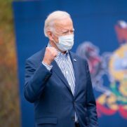 O democrata Joe Biden