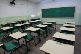 Sala de aula vazia (arquivo)