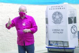 Ex-presidente Lula votou em S&atilde;o Bernardo do Campo