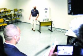 Michel Temer foi o primeiro a votar em sua se&ccedil;&atilde;o eleitoral