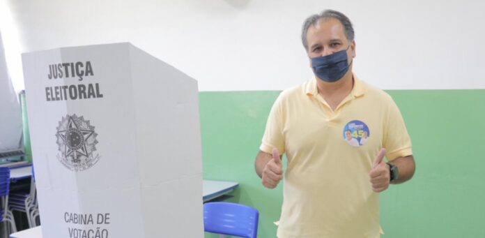 A coligação que elegeu Luiz Maurício é formada também pelo MDB / PC do B e DEM