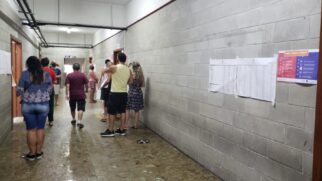 Local de votação em Santos, cidade que teve a maior taxa percentual de abstenção da Região