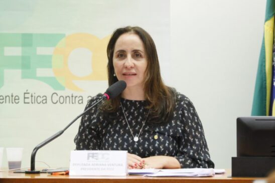 A deputada Adriana Ventura (Novo-SP) é a autora da proposta