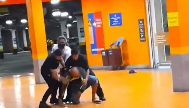João Alberto foi espancando até a morte nas dependências do Carrefour, em Porto Alegre, no dia 19 de novembro