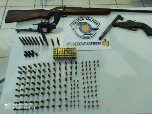 Polícia apreende armas e munições de uso restrito em casa de suspeito de violência doméstica em Sorocaba