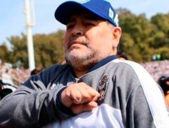 Diego Armando Maradona, craque do futebol argentino, morreu em novembro de 2020, v&iacute;tima de uma parada card&iacute;aca