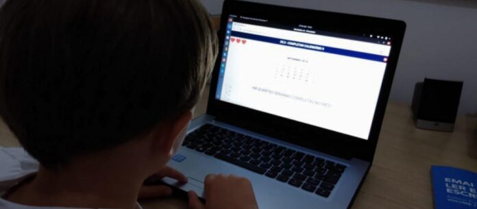 No caso do processo seletivo para os cursos técnicos integrados ao ensino médio, os candidatos devem ter concluído o ensino fundamental