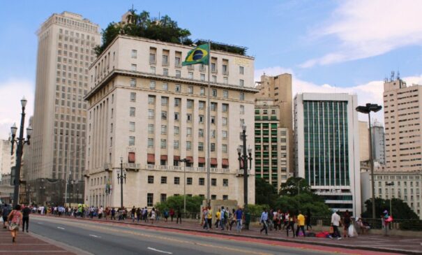 A lei para a identificação foi sancionada pelo prefeito de São Paulo, Ricardo Nunes