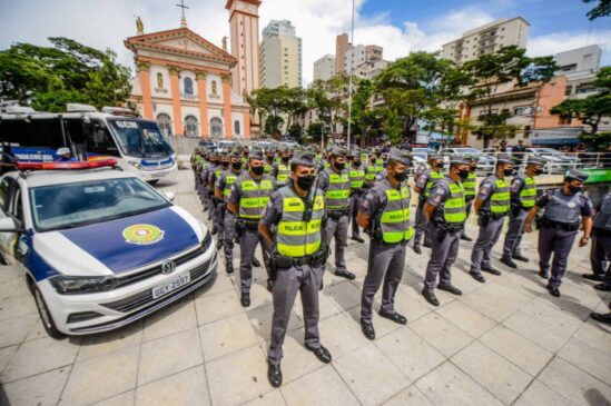 A fiscalização contará com patrulhamento a pé (feito em duplas), rondas com bicicletas (serão 15 bikes), rondas com automóveis (25 carros) e rondas com motocicletas (duas motos)