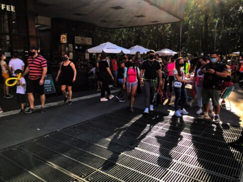 Bares, que antes podiam funcionar at&eacute; as 22h, dever&atilde;o fechar &agrave;s 20h